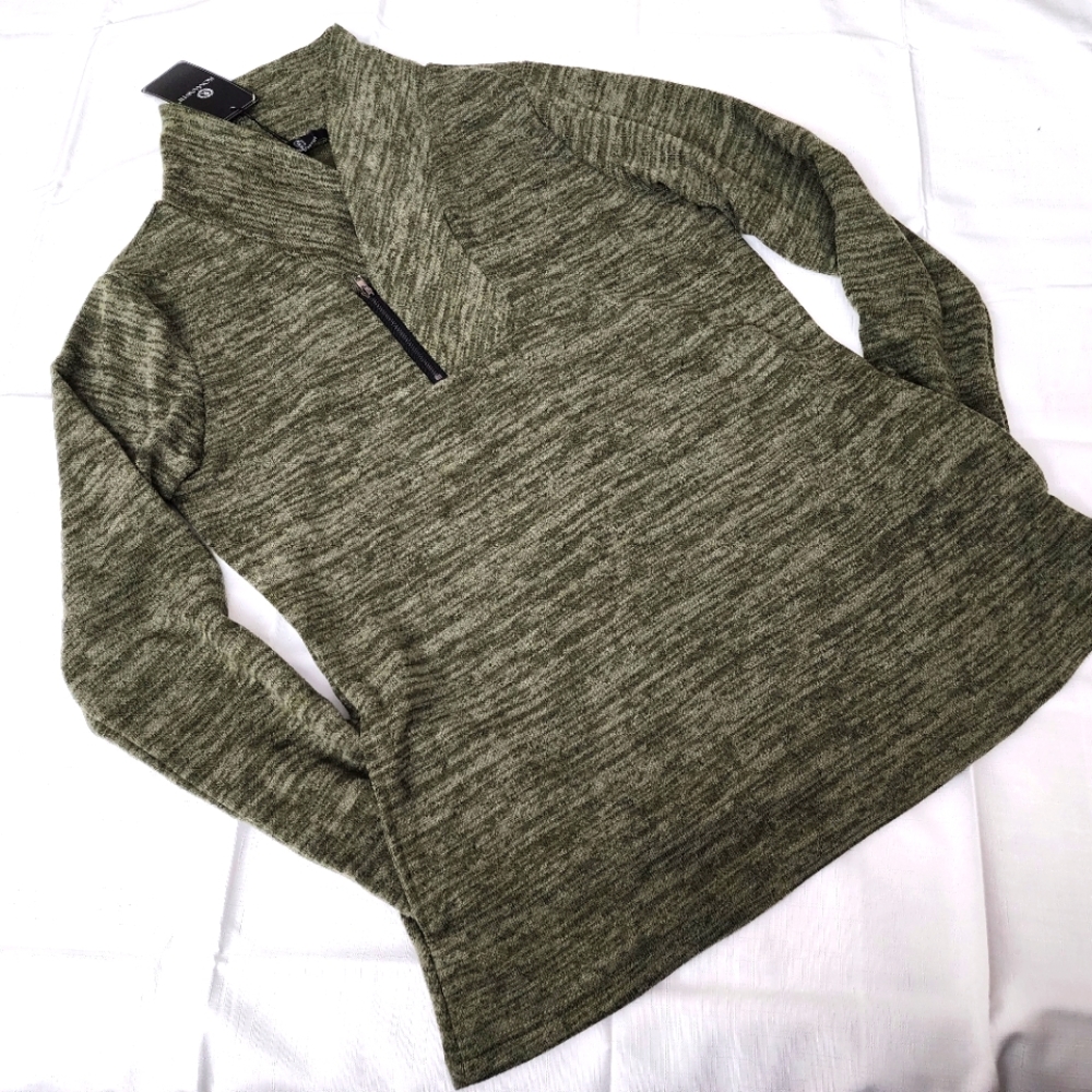 NWT Romansii Long Sleeve Women's M Green